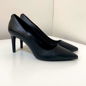 Michael Kors Dorothy Flex Pumps  Sz 7.5